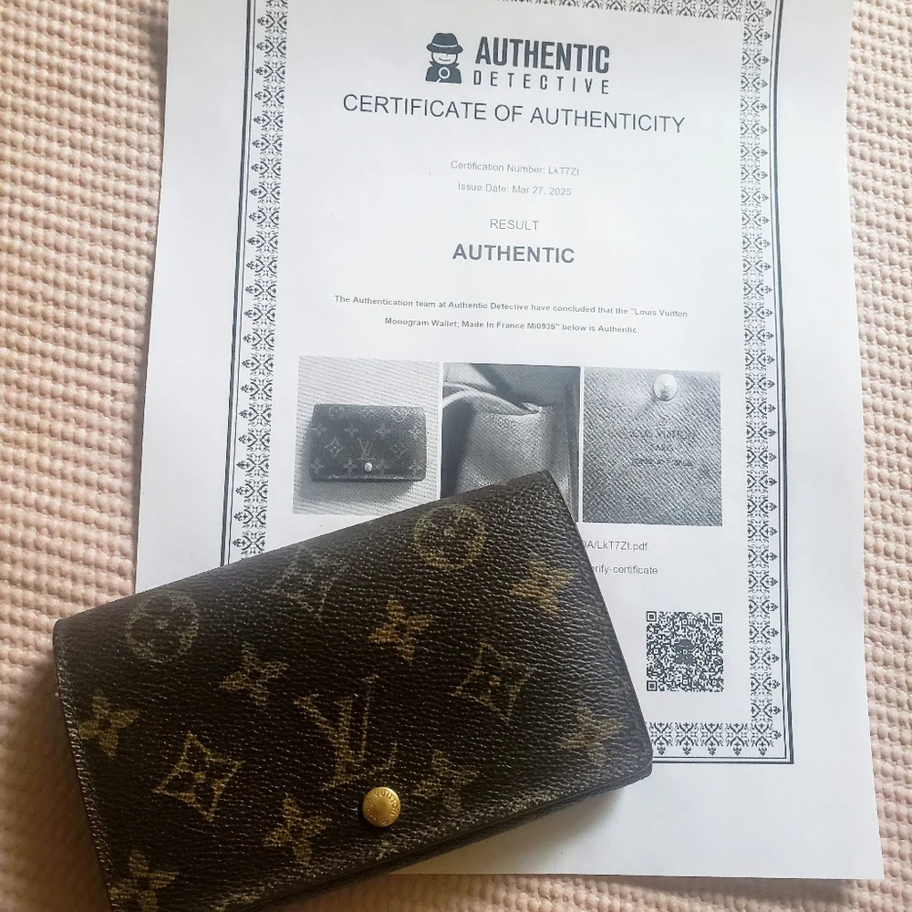 Louis Vuitton Monogram Bifold Wallet with COA - Picture 16 of 16